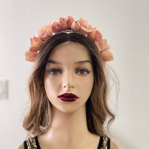 BRIDAL headpiece - Picture 4 of 16